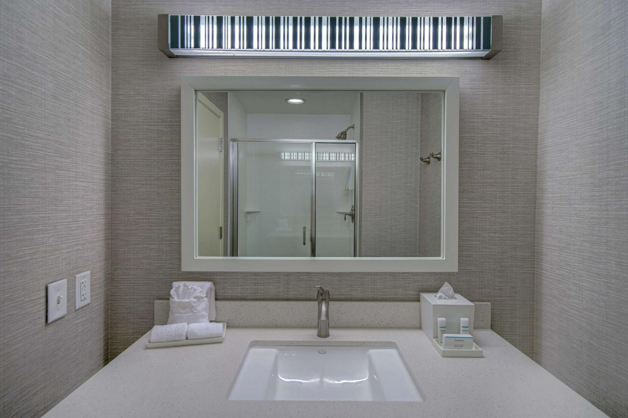 Home2 Dallas-frisco Hotel 3*